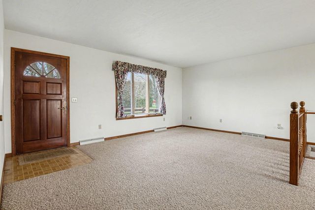 603 Broadway Avenue, White Pigeon, MI 49099