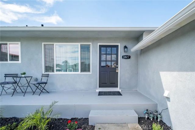 3827 Lomina, Long Beach, CA 90808