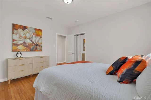 3827 Lomina, Long Beach, CA 90808
