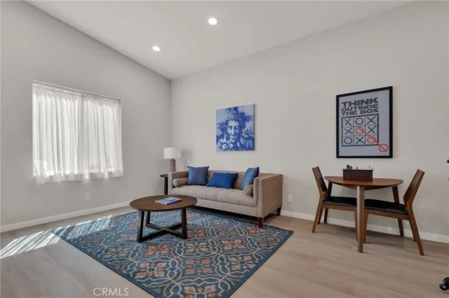 3827 Lomina, Long Beach, CA 90808