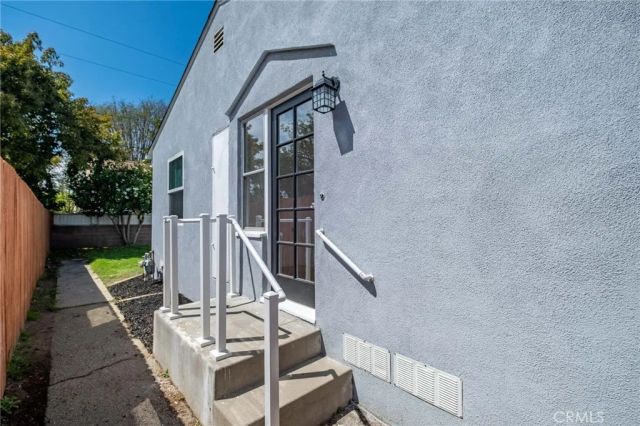 3827 Lomina, Long Beach, CA 90808