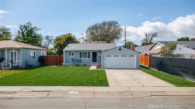 3827 Lomina, Long Beach, CA 90808