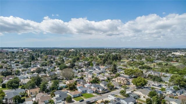 3827 Lomina, Long Beach, CA 90808