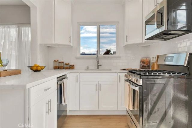 3827 Lomina, Long Beach, CA 90808