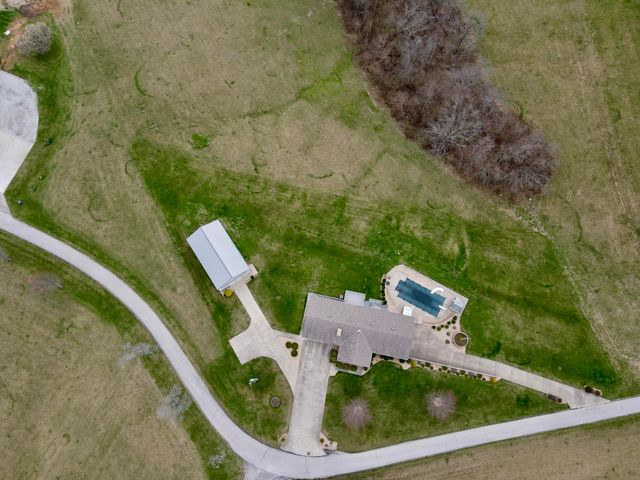 1679 Hackett Ridge Road, Brooksville, KY 41004