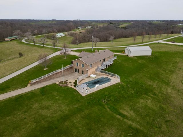 1679 Hackett Ridge Road, Brooksville, KY 41004