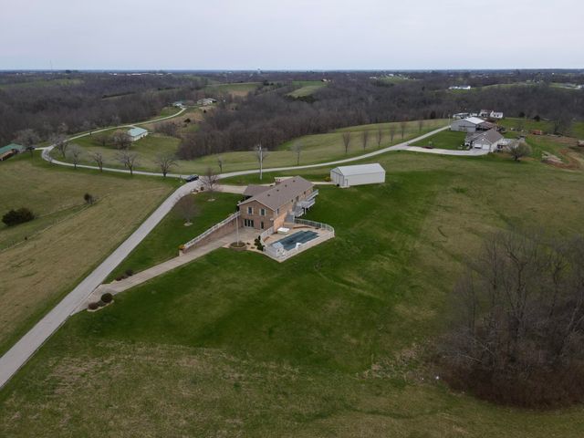 1679 Hackett Ridge Road, Brooksville, KY 41004