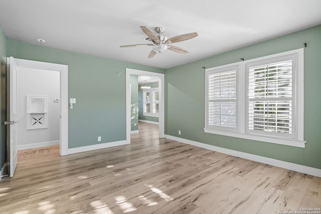 611 S Austin, Seguin, TX 78155