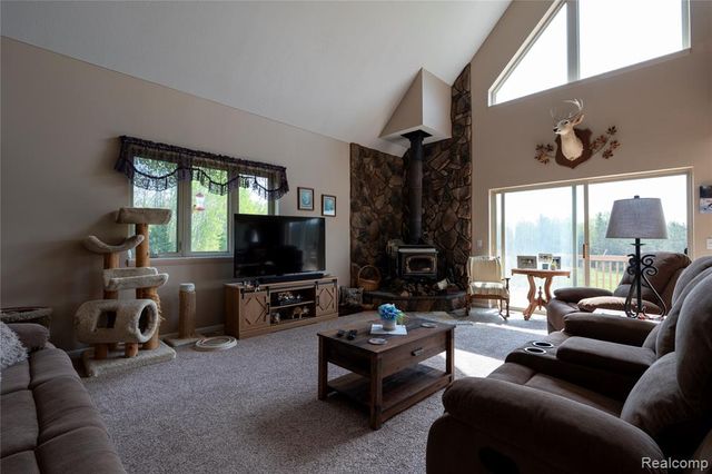 4180 Sage Lake Road, Lupton, MI 48635