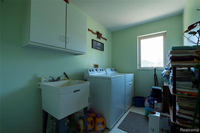 4180 Sage Lake Road, Lupton, MI 48635