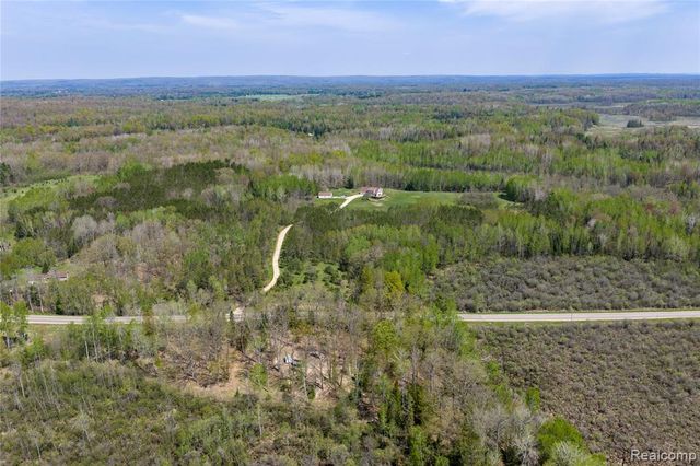 4180 Sage Lake Road, Lupton, MI 48635