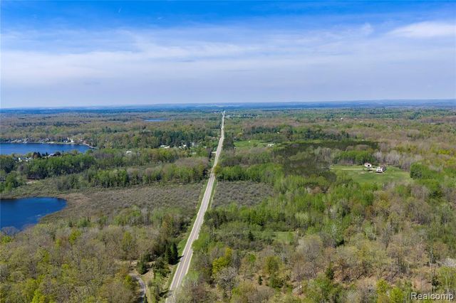 4180 Sage Lake Road, Lupton, MI 48635
