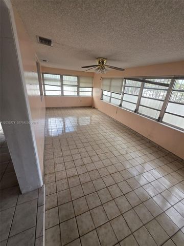 405 SE 4th Avenue, Hialeah, FL 33010