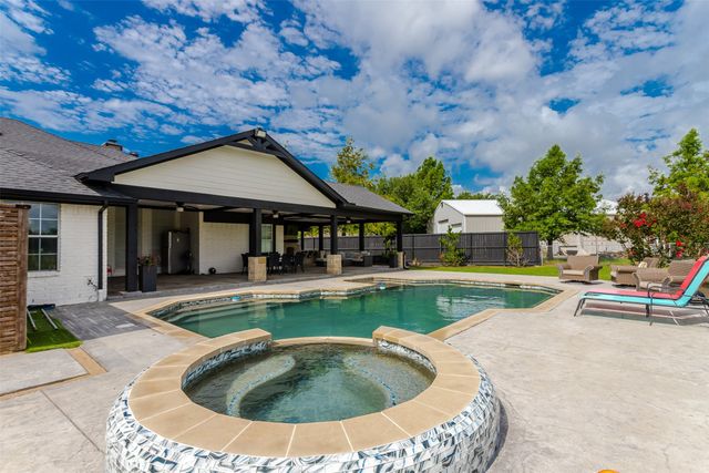 11176 Old Military Trail, Forney, TX 75126