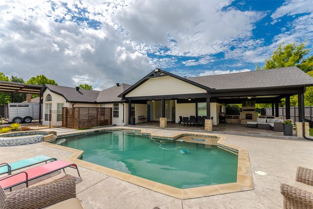 11176 Old Military Trail, Forney, TX 75126