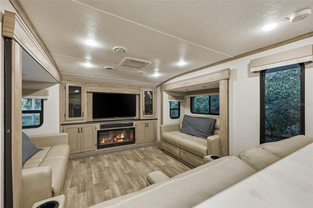 12003 NW 112TH AVENUE, Alachua, FL 32615