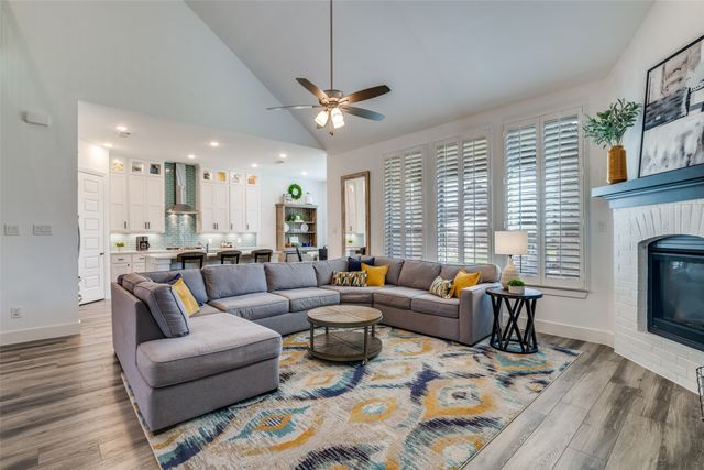 9812 Surveyor Road, Little Elm, TX 75068