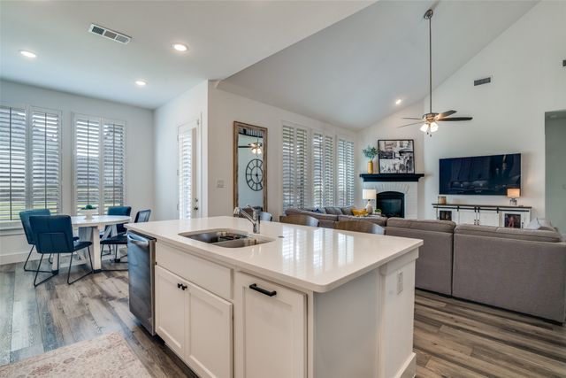 9812 Surveyor Road, Little Elm, TX 75068