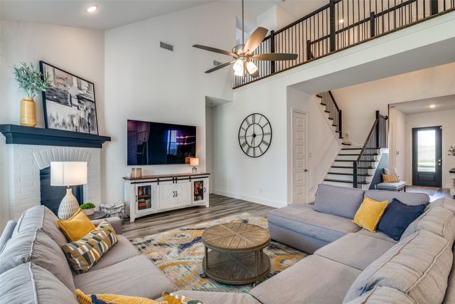 9812 Surveyor Road, Little Elm, TX 75068