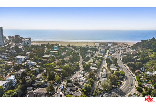 257 Entrada Drive, Santa Monica, CA 90402