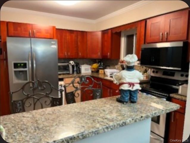 82 Clark Street, West Babylon, NY 11704