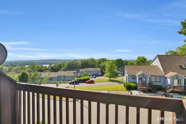 606 Lake Vista Drive 606, East Hampton, CT 06424