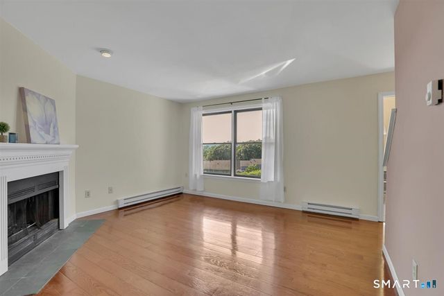 606 Lake Vista Drive 606, East Hampton, CT 06424