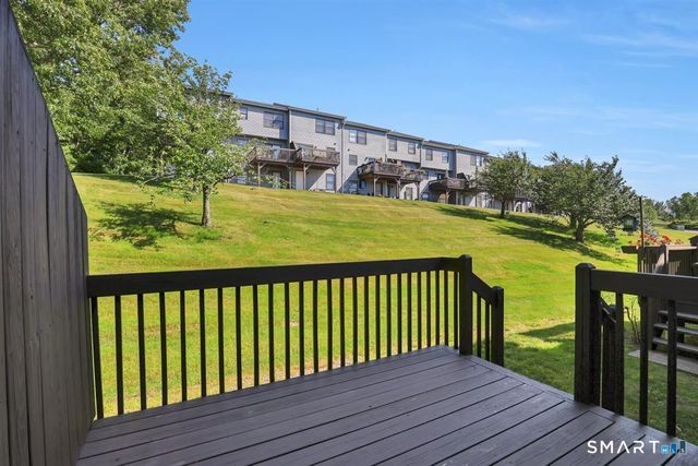 606 Lake Vista Drive 606, East Hampton, CT 06424