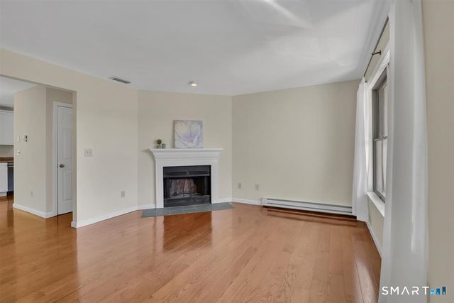 606 Lake Vista Drive 606, East Hampton, CT 06424
