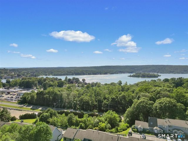606 Lake Vista Drive 606, East Hampton, CT 06424