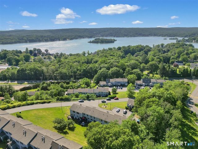 606 Lake Vista Drive 606, East Hampton, CT 06424