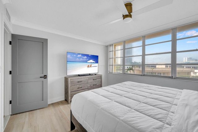 1817 S Ocean Drive 215, Hallandale Beach, FL 33009