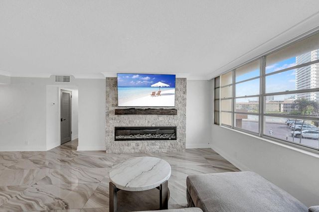 1817 S Ocean Drive 215, Hallandale Beach, FL 33009