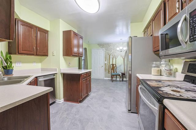 504 Fieldgate Drive, Florence, KY 41042