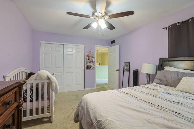 504 Fieldgate Drive, Florence, KY 41042