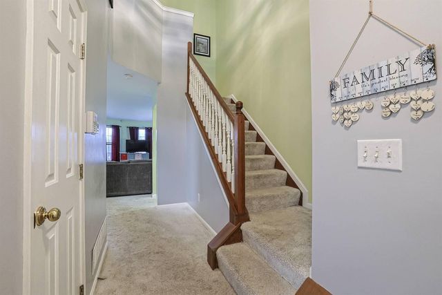504 Fieldgate Drive, Florence, KY 41042