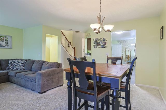 504 Fieldgate Drive, Florence, KY 41042