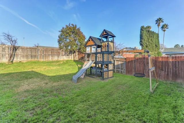 3716 Wrigley Cir, North Highlands, CA 95660