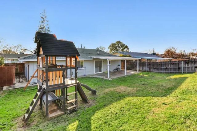 3716 Wrigley Cir, North Highlands, CA 95660