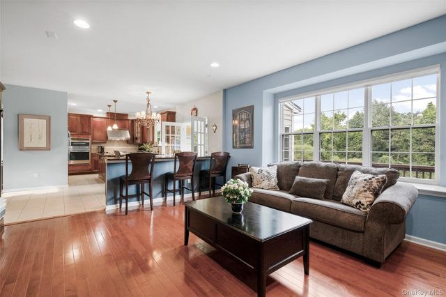 653 Creekside Lane, Fishkill, NY 12524