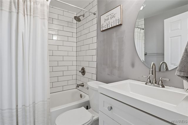 107 Wabash Avenue, Tonawanda, NY 14217