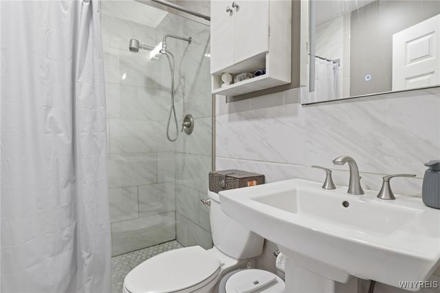 107 Wabash Avenue, Tonawanda, NY 14217