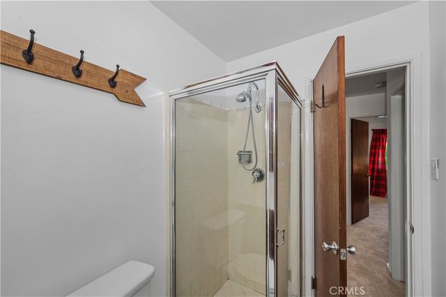 27558 West Shore Road, Lake Arrowhead, CA 92352