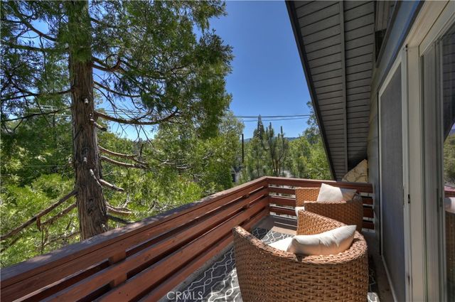 27558 West Shore Road, Lake Arrowhead, CA 92352