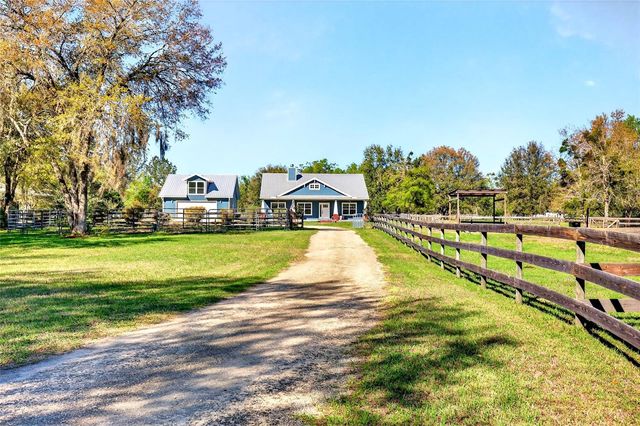 5864 NW STATE ROAD 45, Newberry, FL 32669