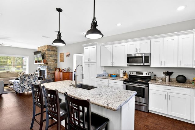 5864 NW STATE ROAD 45, Newberry, FL 32669