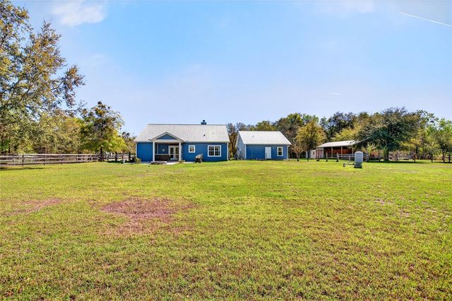 5864 NW STATE ROAD 45, Newberry, FL 32669