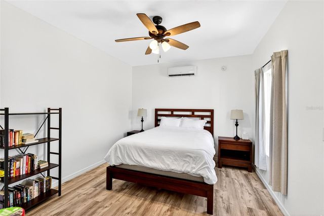 5864 NW STATE ROAD 45, Newberry, FL 32669