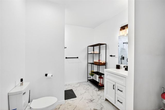 5864 NW STATE ROAD 45, Newberry, FL 32669