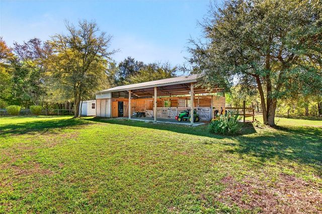 5864 NW STATE ROAD 45, Newberry, FL 32669